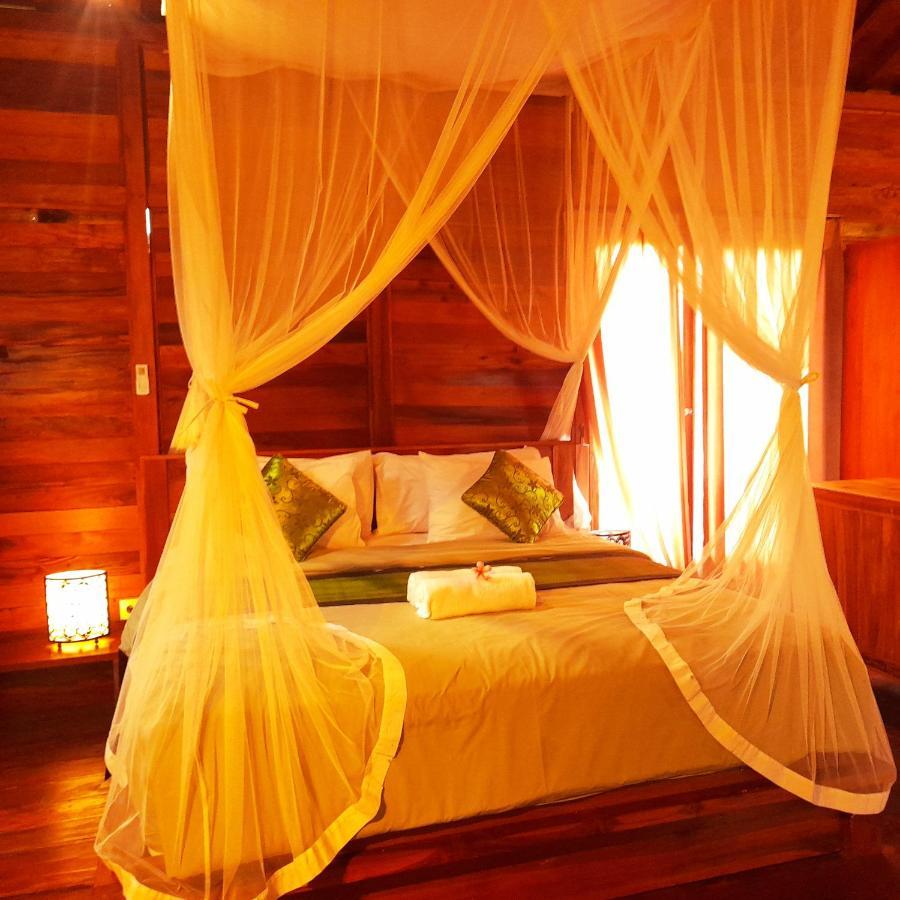 Shivananda Antique Villas By Eps Ubud Exteriör bild